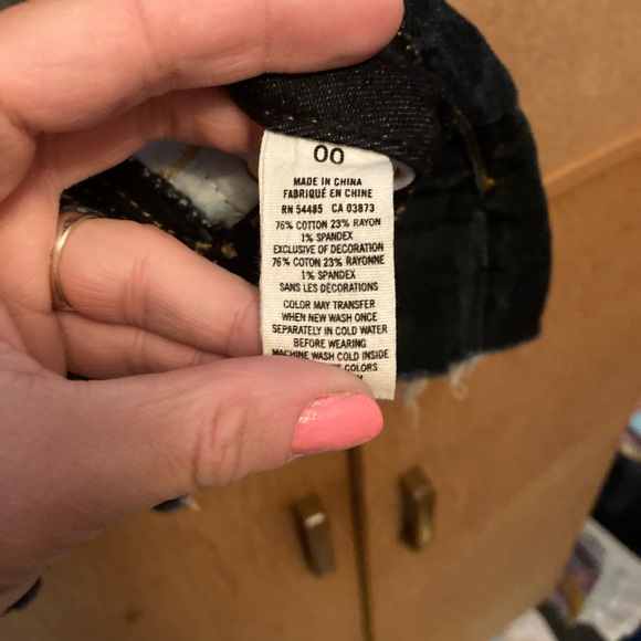 American Eagle Jean Shorts - Picture 5 of 5